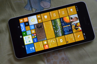 Microsoft Lumia 640 XL.