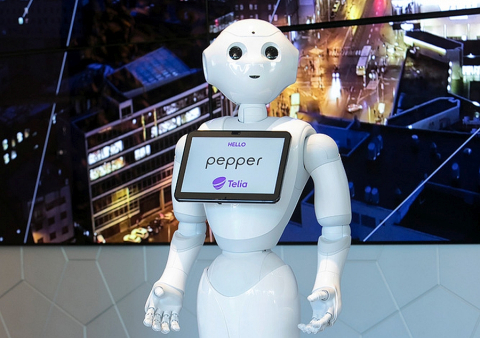 Hansabi projekt, Telia teenindaja, Pepper robot.