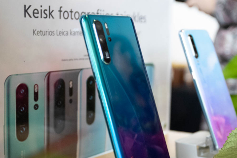 Huawei P30 Pro ja Facebook