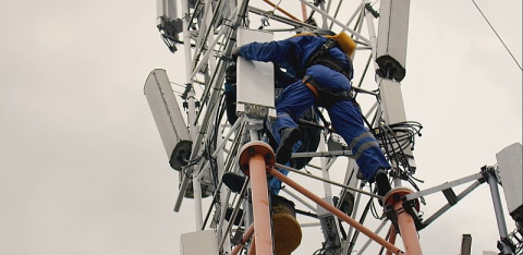 5G tugijaama paigaldamine. Foto: Telia