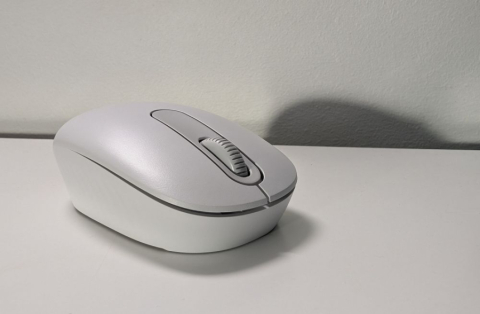 Logitech M196